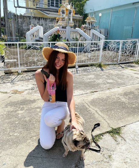 Kimberly Apasara Thomas erotische xxx galerie