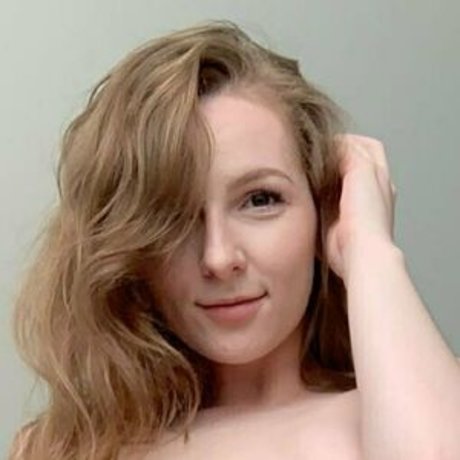 SkyeWatson model nacktheit bilder