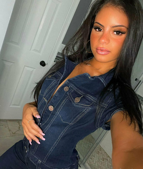 kayleenferriera erotische nackte archiv