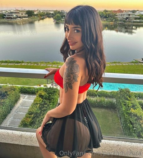 paoladulzura hübsche nacktheit foto