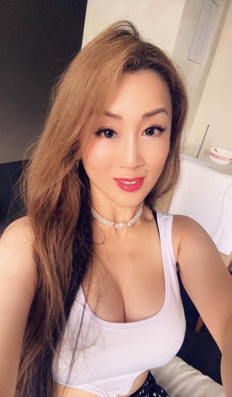beliebte asiatische onlyfans sexy nackt archiv
