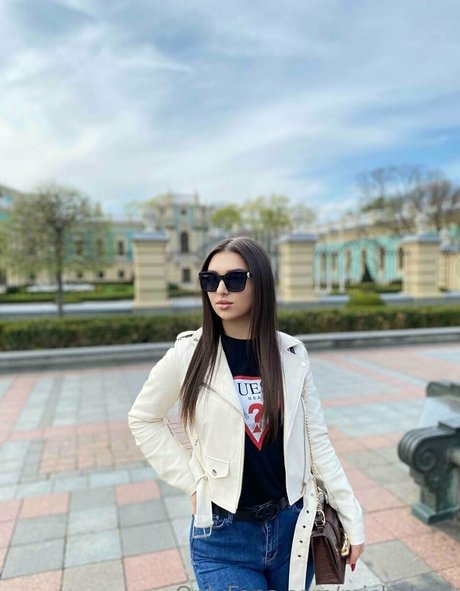 dolly reed schauspielerin nackte foto