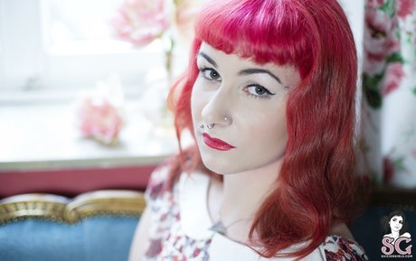 zierliche asiatische onlyfans exklusive schöne bild