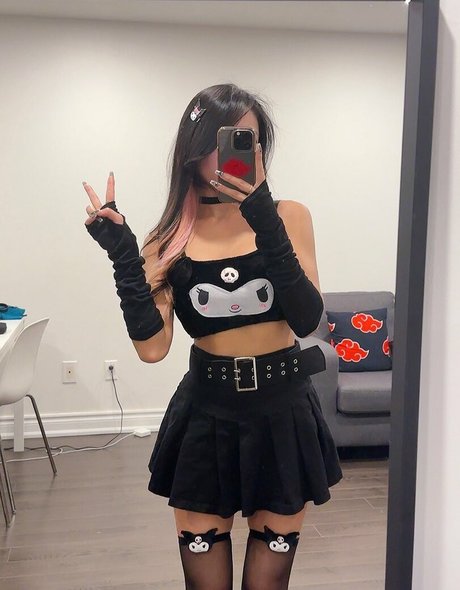 Lenalemon top akt bild