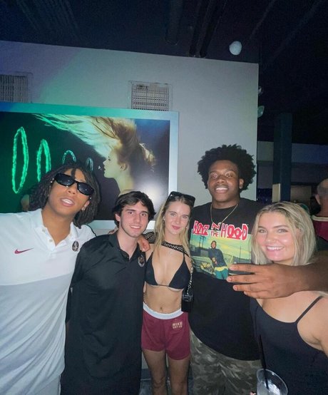 Maddie Gilmore beste porno archiv