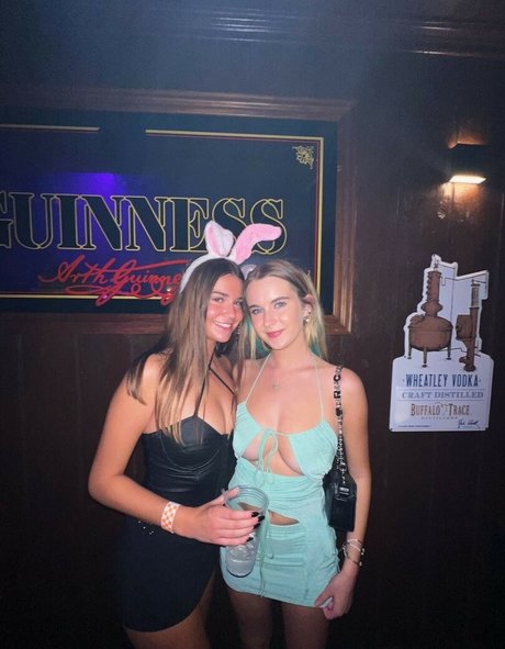 Maddie Gilmore erotische schöne bild