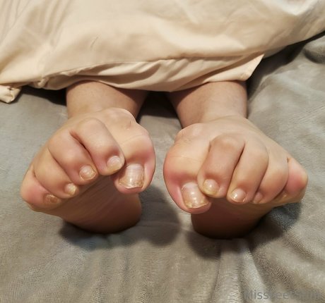 missfeetstinkvip perfekte hübsche bild