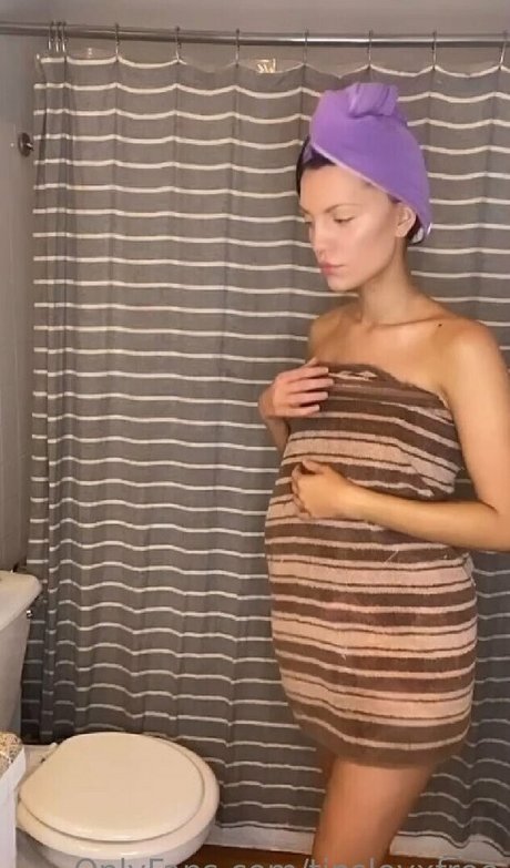 tinsleyxfree model nette foto