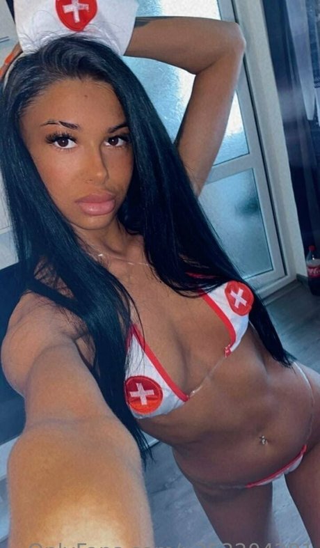 asiatische influencer-onlyfans xxx nackt bild