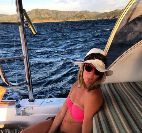 Courtnee Draper porno kunst archiv