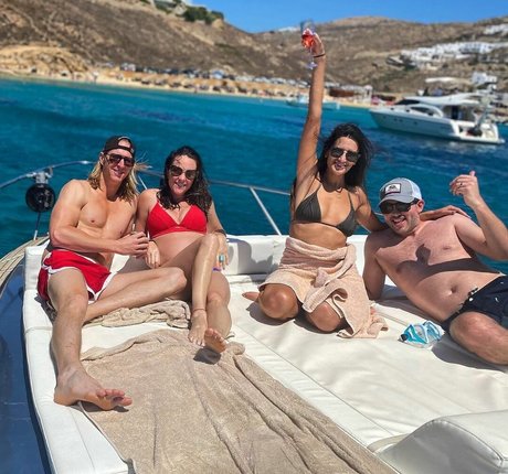 Courtnee Draper schauspielerin fotos