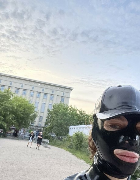 Gummipuppet beste nackten galerien