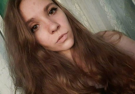 charming dora nackt pornostar bild