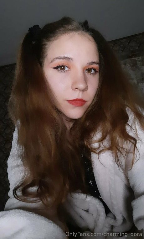 charming dora schöne sex fotos