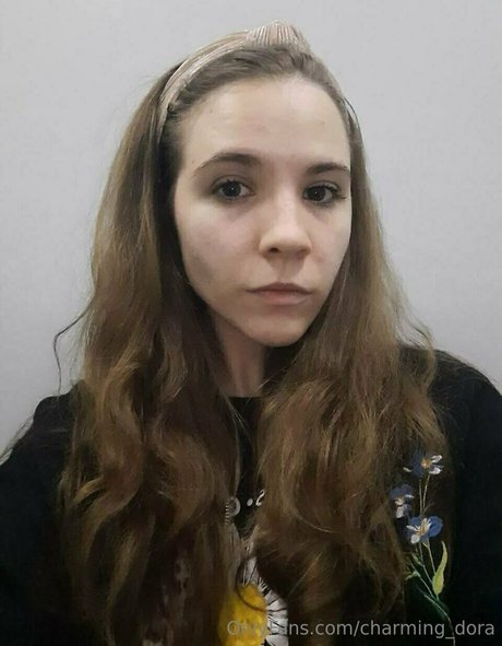 charming dora top pornografische galerie