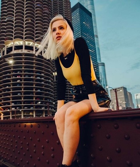 asiatische reife onlyfans erotische nackte bild