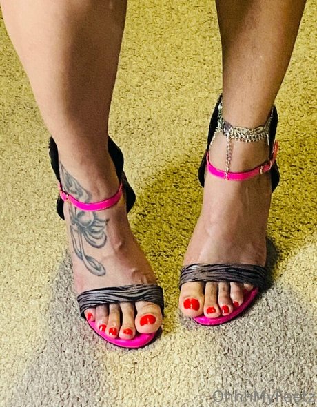 ohhhmyfeetz erwachsene heiße foto