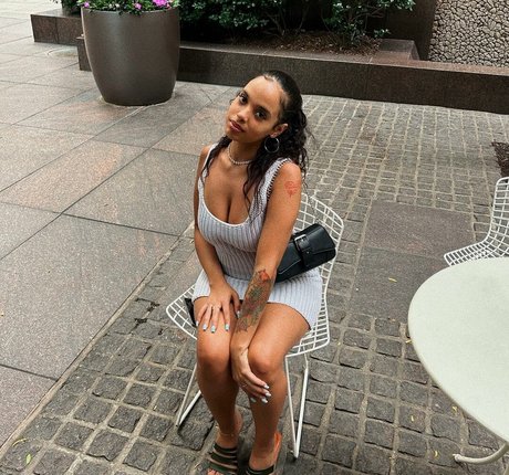 Madwavyy exklusive heiße bild