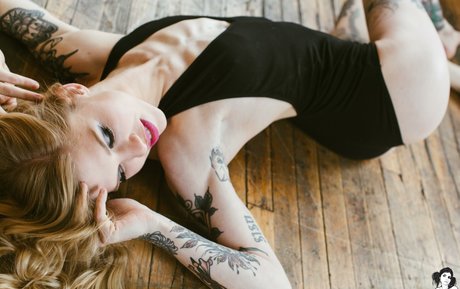 swinger-milf-onlyfans xxx nackt foto