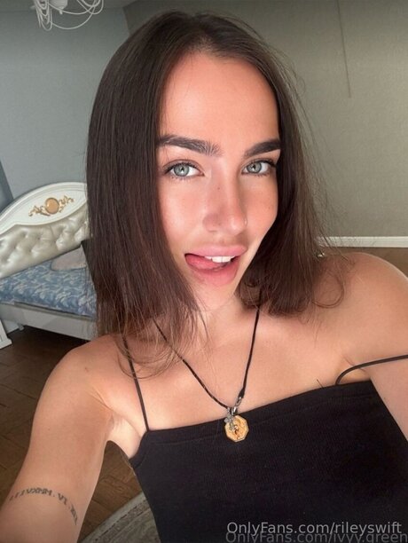rileyswift xxx nacktheit galerien
