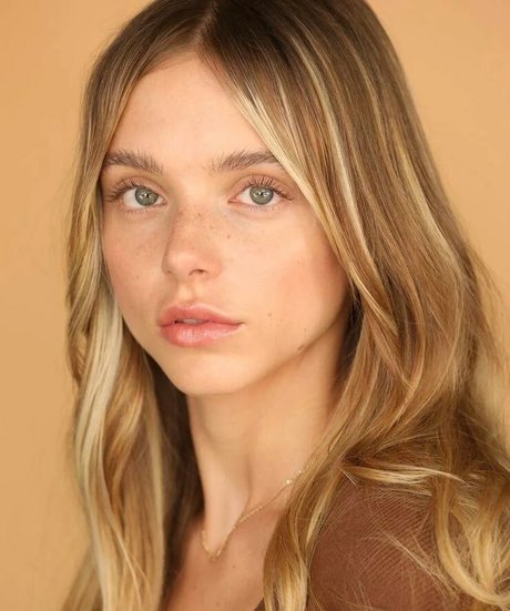 Casimere Jollette model nackten archiv