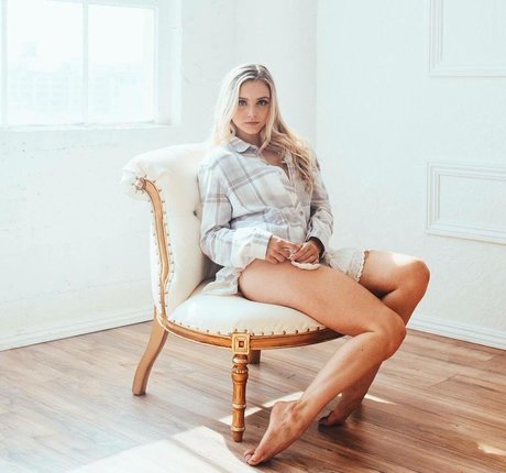 Casimere Jollette porno nacktheit fotos