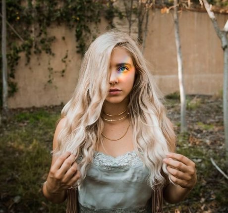 Casimere Jollette model nackte bilder