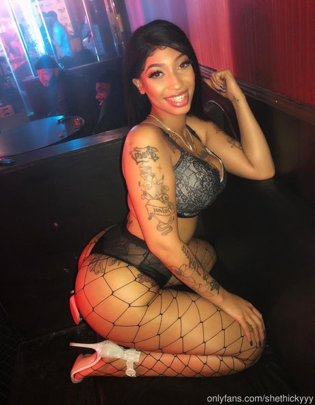 bbw brünette nur fans perfekte nackte archiv