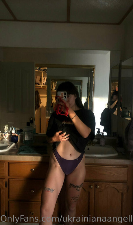 college-onlyfans schöne akt bild