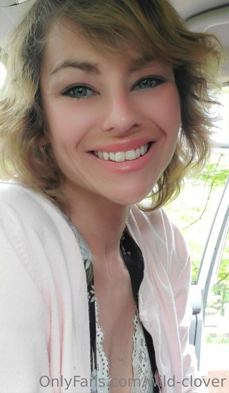 deepthroat teen onlyfans kunst hübsche archiv