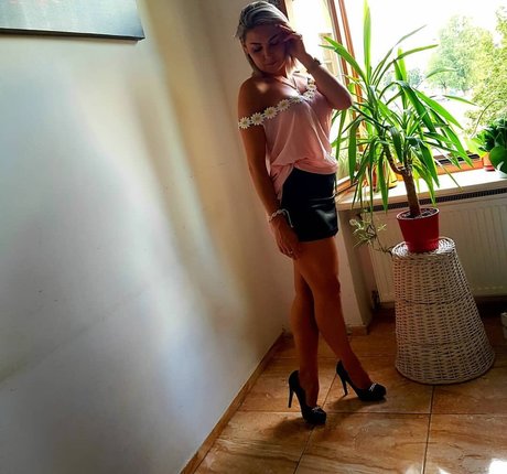 Beatka perfekte heiße fotos