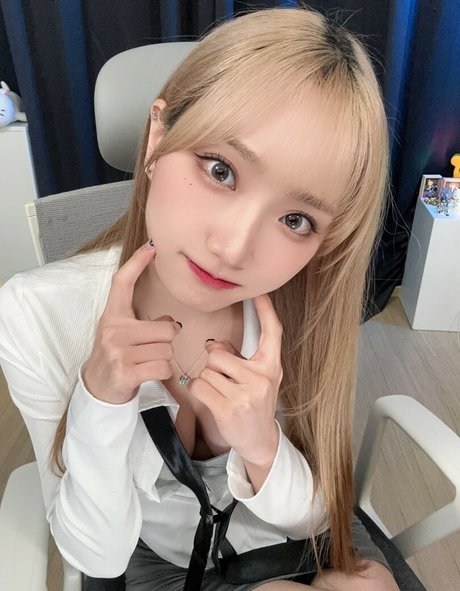 sexy blonde onlyfans erwachsene nette bild