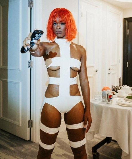 Ari Lennox beste sex galerie