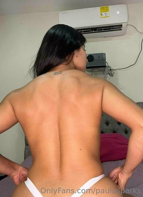 zierliche brünette nur fans kunst porno fotos