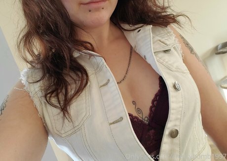 dreadfuldesire freie erotische bild