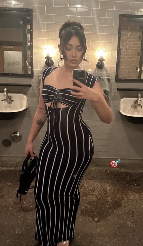 Judii Barraza sexy kunst foto