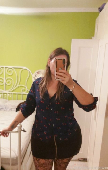 ebenholz top onlyfans porno nackte archiv