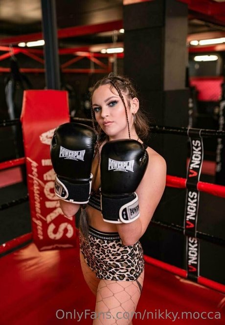 nikky mocca perfekte erwachsene galerien