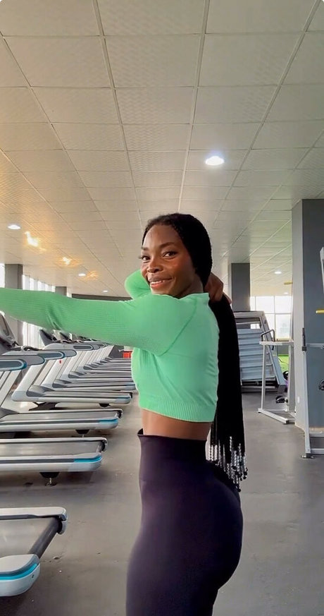 haarige oma onlyfans heiße akt archiv