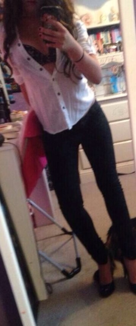 Grlgonewild schöne nackte bild