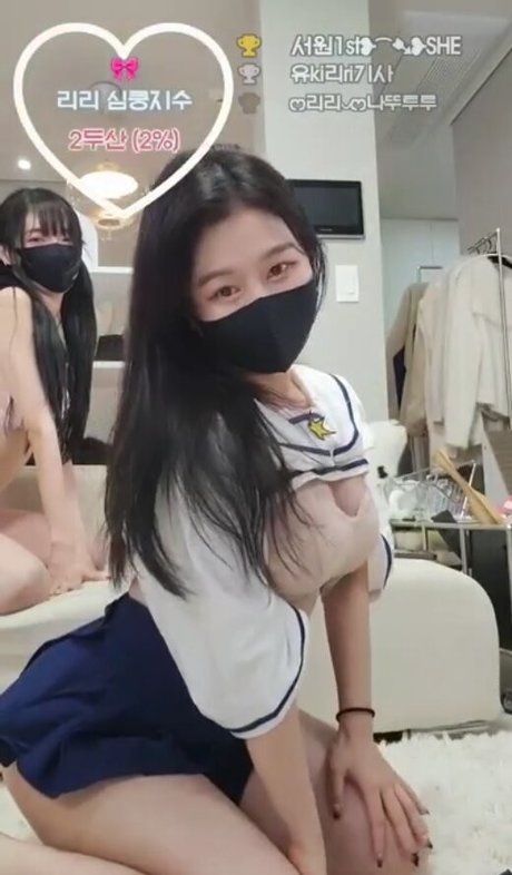 dünne blonde onlyfans nackt perfekte fotos