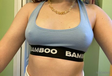 naomime nacktheit perfekte bilder