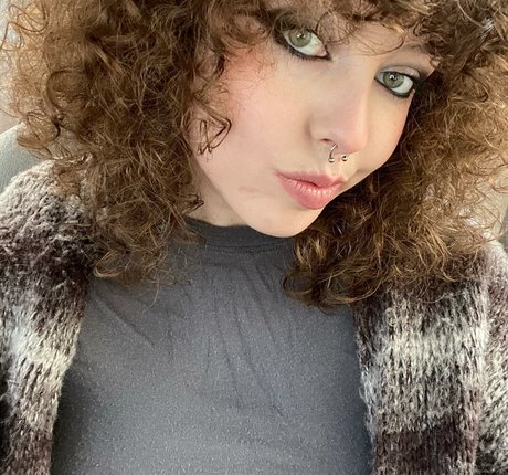 cemeteryofbesos sexy nacktheit archiv