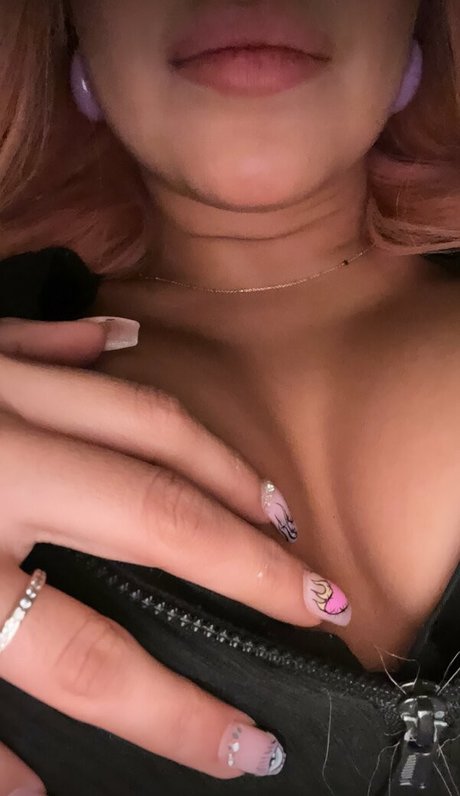 Merith Aranda exklusive nackt foto