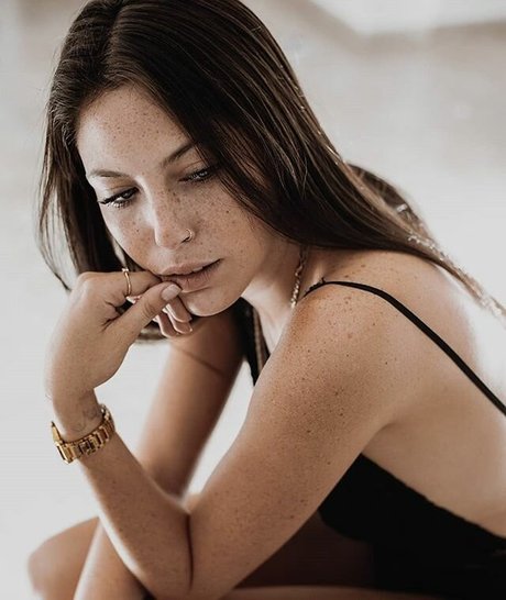 schwarze onlyfans nackt perfekte fotos