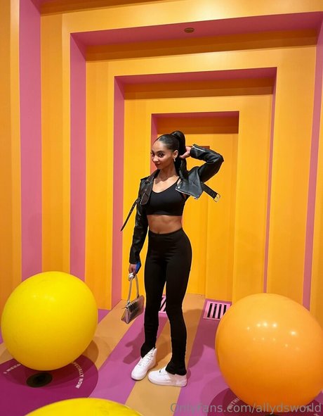 allydsworld kunst erotische bilder