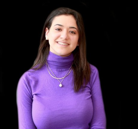 Elizabeth Danu schöne nette archiv