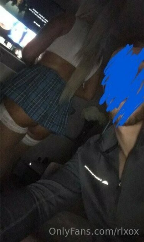 rlxox model kunst galerien