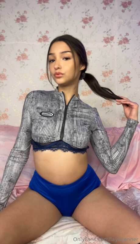 laylajenner erotische erwachsene archiv