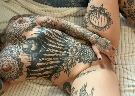 dreier asiatische onlyfans nackt xxx bilder